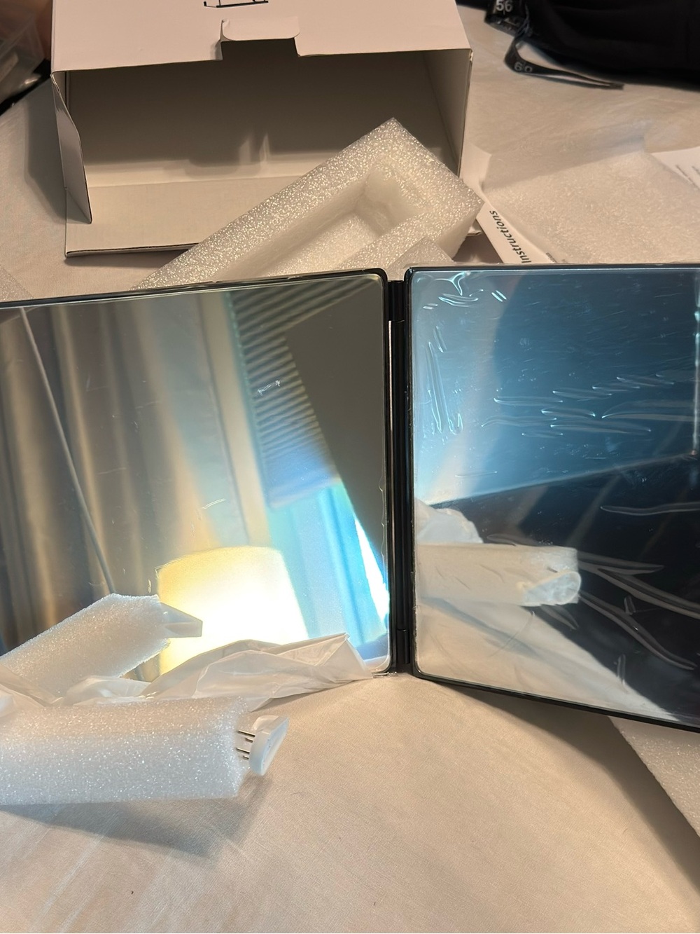 3-Way Adjustable Makeup Mirror - Picture 3 of 15